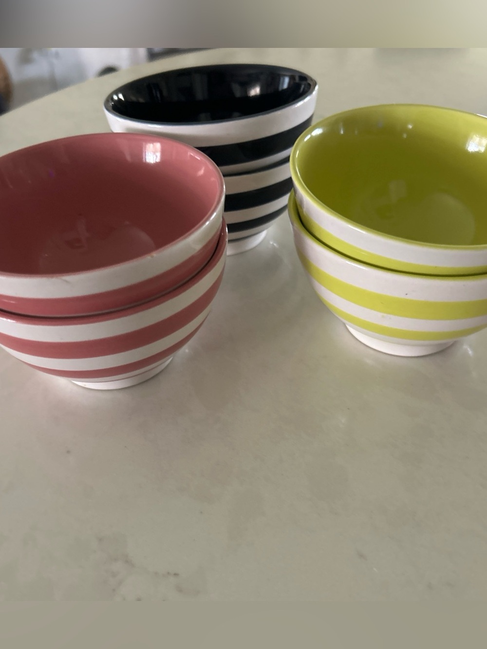 Thirty-One Striped Small Get the Scoop Bowls 6 With 2 Of Each Color